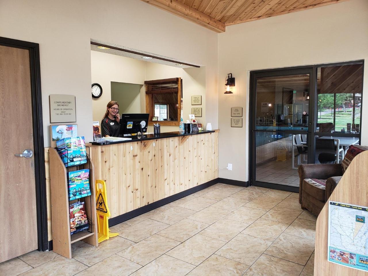 Woodside Dells Hotel & Suites Wisconsin Dells Εξωτερικό φωτογραφία